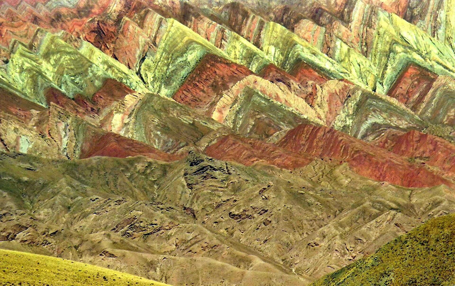 Serranías del Hornocal, Quebrada de Humahuaca - excursión desde Jujuy