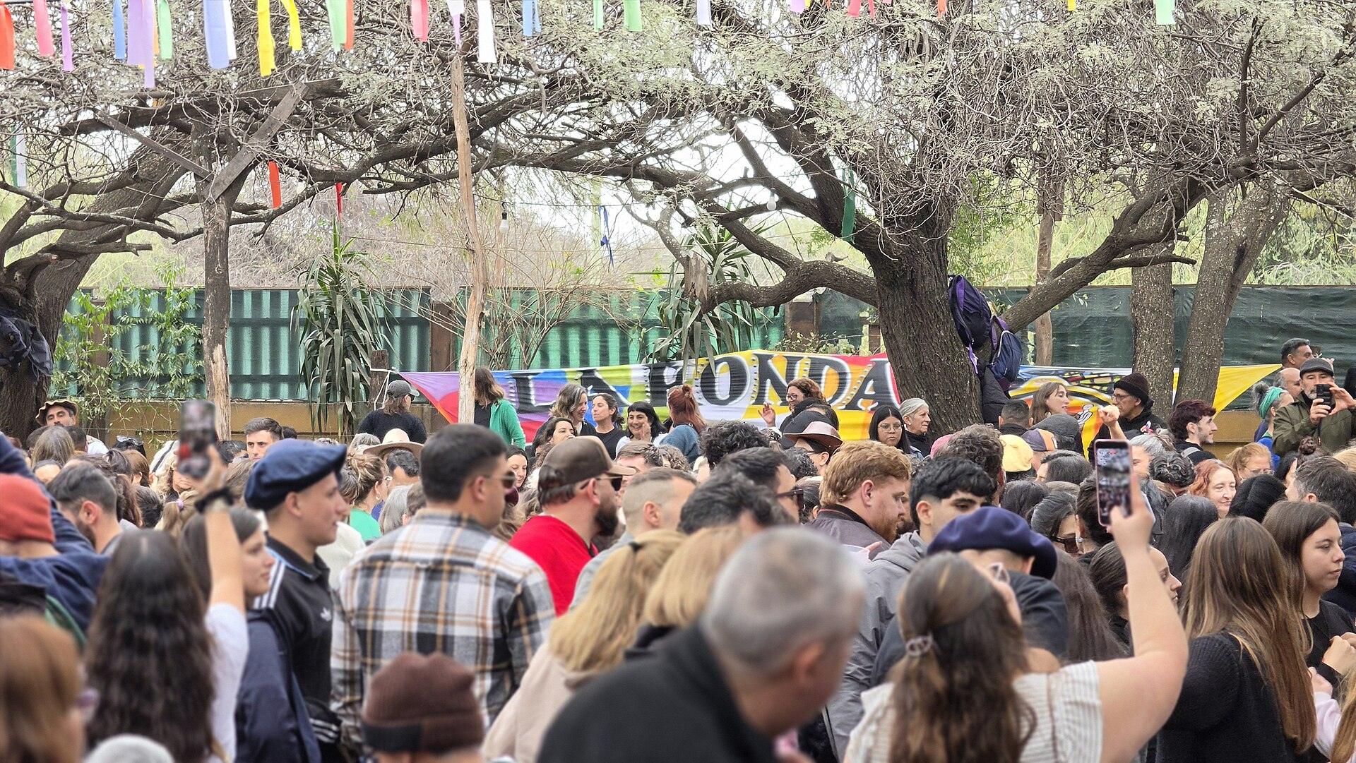 Domingo de folclore en el Patio del Indio Froilán, Santiago del Estero