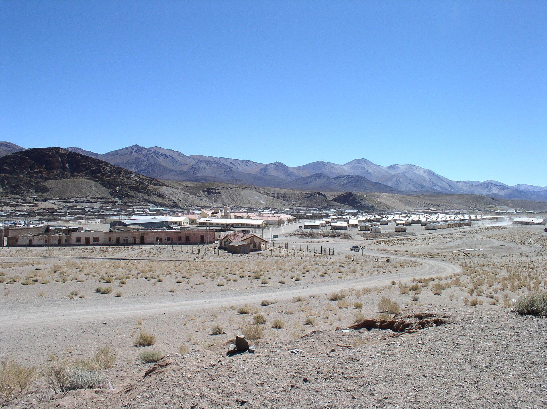 Vista de San Antonio de los Cobres, en la Puna salteña