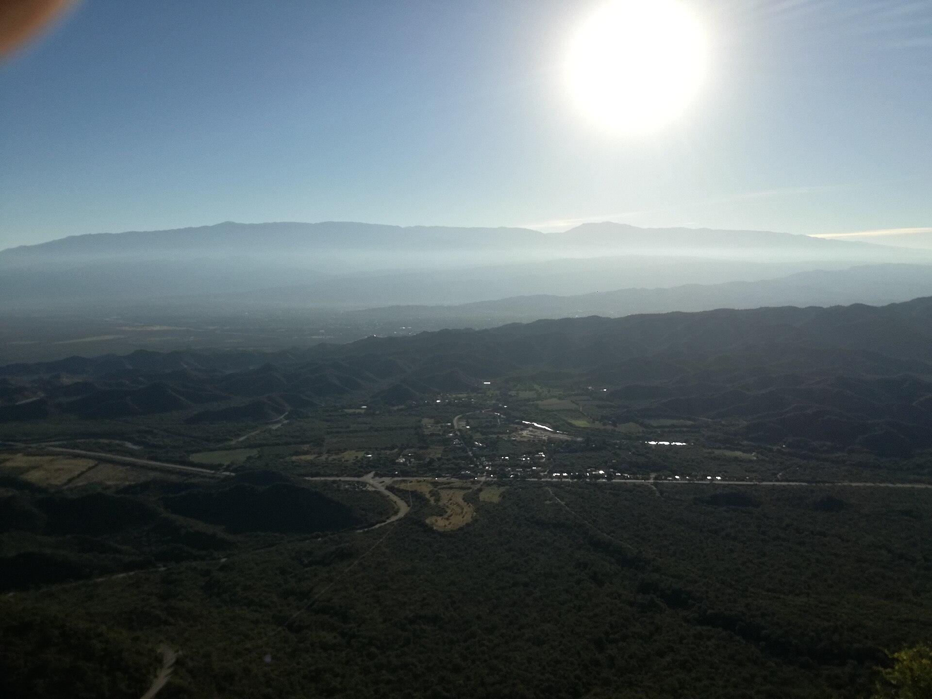 Vista del Valle de Catamarca desde la cuesta del Portezuelo